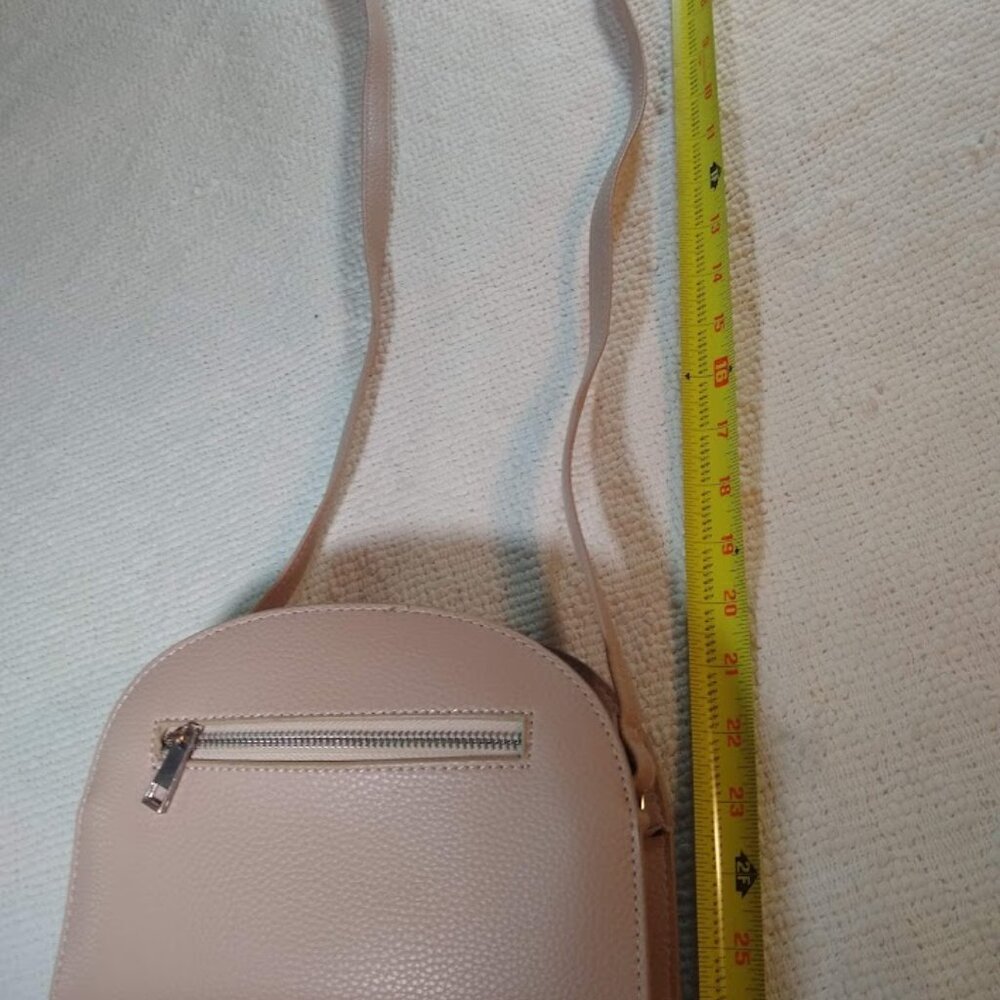 NWOT   NO brand  small crossbody shoulder bag  tan